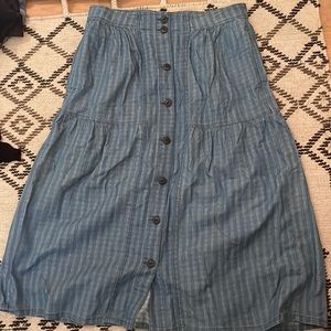 Madewell button front chambray skirt